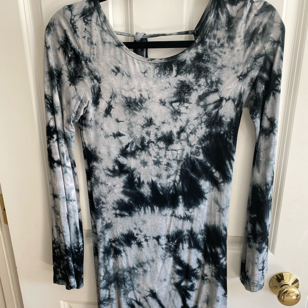 Tie Dye Long Sleeve Open Back